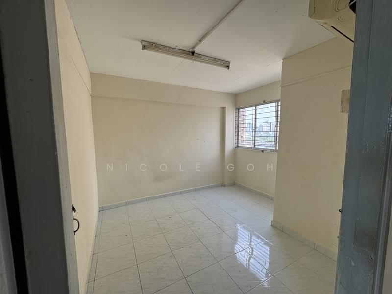 Rumah Flat untuk Dijual di Perumahan Awam Sri Perak - Nicole Goh - PropertyGuru.com.my