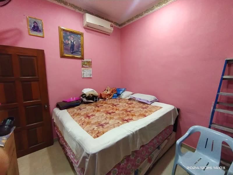 Rumah Teres 1 Tingkat untuk Dijual di Taman Sri Serdang (Seri Kembangan) - Mahafiz . - PropertyGuru.com.my