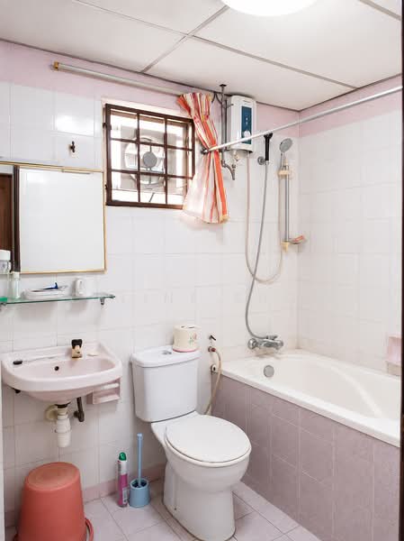 Townhouse for Rent in Bukit Jalil (Kuala Lumpur) - Celine Shoo - Bathroom - PropertyGuru.com.my