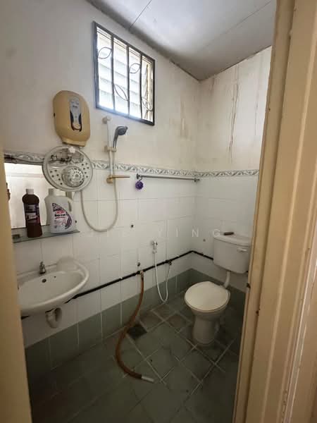 2-storey Terraced House for Rent in Bandar Tasek Mutiara (Simpang Ampat) - Jie Ying - Bathroom - PropertyGuru.com.my