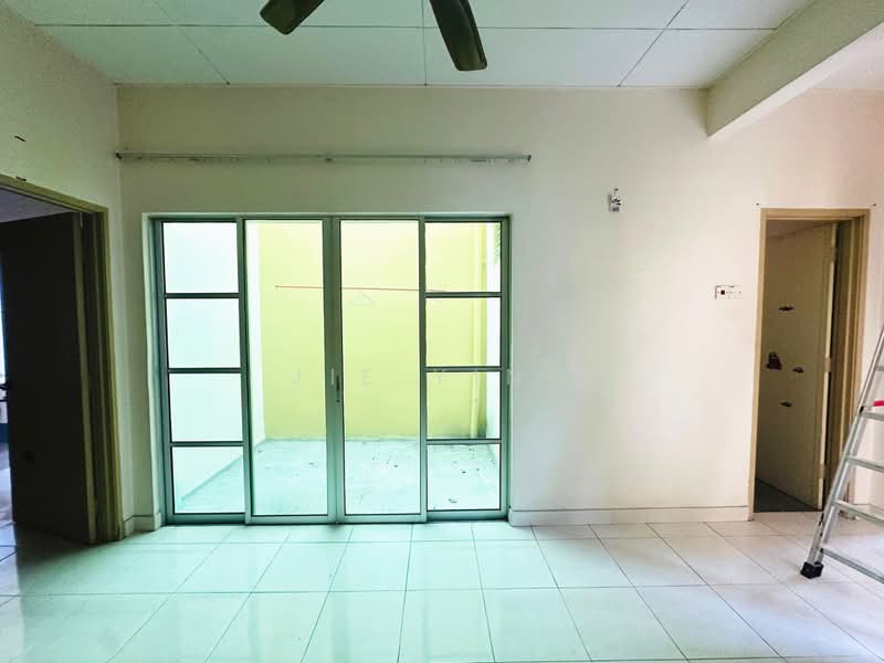 2-storey Terraced House for Rent in Bandar Tasek Mutiara (Simpang Ampat) - Jie Ying - Living Room - PropertyGuru.com.my