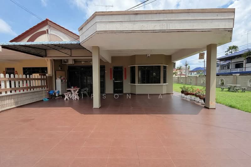 Rumah Berkembar untuk Dijual di Taman Sri Kluang (Kluang) - Gipson Lay - PropertyGuru.com.my