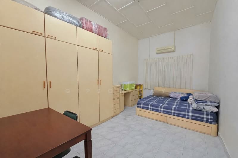 Rumah Berkembar untuk Dijual di Taman Sri Kluang (Kluang) - Gipson Lay - PropertyGuru.com.my
