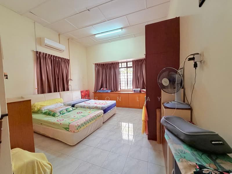 Rumah Berkembar untuk Dijual di Taman Sri Kluang (Kluang) - Gipson Lay - PropertyGuru.com.my