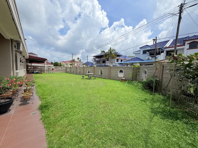 Rumah Berkembar untuk Dijual di Taman Sri Kluang (Kluang) - Gipson Lay - PropertyGuru.com.my