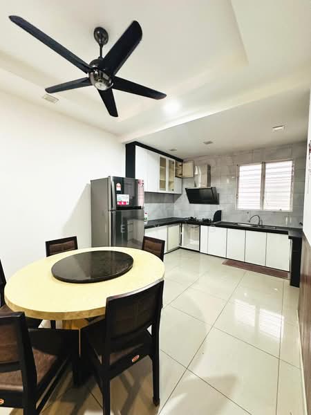 3-storey Terraced House for Sale in Taman Bukit Minyak Utama (Bukit Mertajam) - Jie Ying - Kitchen - PropertyGuru.com.my