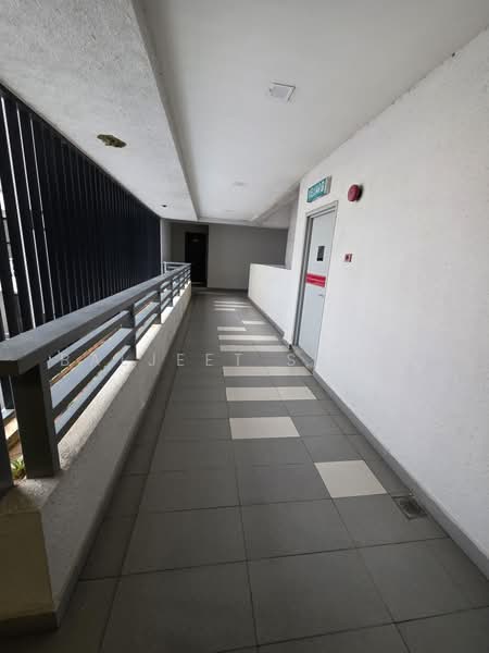 Condominium for Sale at Glomac Centro V Serviced Apartments - Baljeet Singh - Corridor view from front door - PropertyGuru.com.my