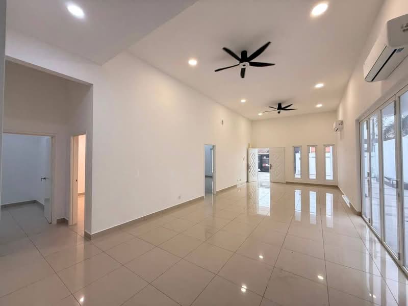 Semi-Detached House for Sale in Taman Ungku Tun Aminah (Skudai) - Jyez Lee - PropertyGuru.com.my