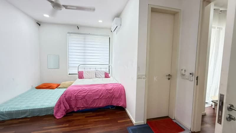 3-storey Terraced House for Sale in Tamansari (Rawang) - Kelly Kok - PropertyGuru.com.my