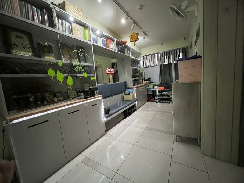 Condominium for Sale at KM1 East - Gerald Liew - Interior - PropertyGuru.com.my