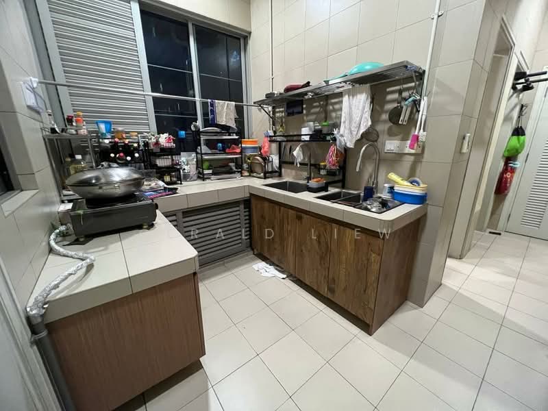 Condominium for Sale at KM1 East - Gerald Liew - Kitchen - PropertyGuru.com.my