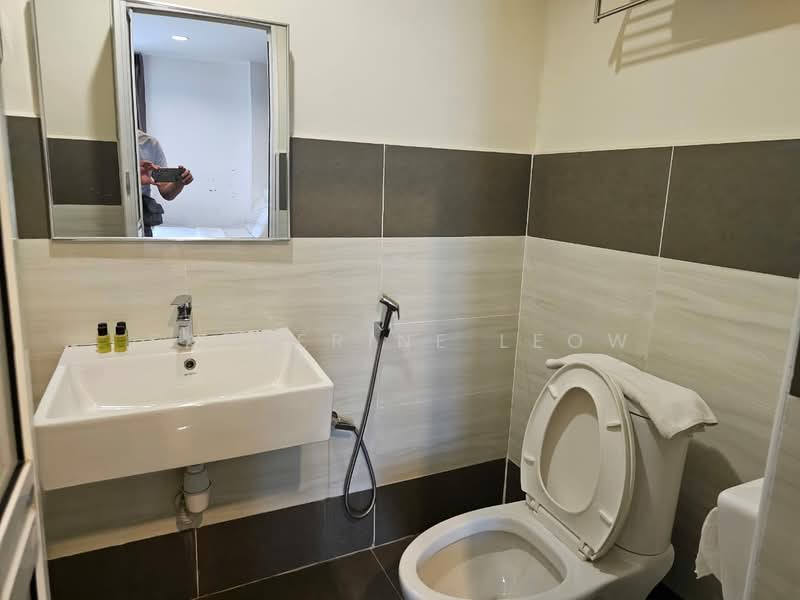 Shop for Sale in Taman Nusa Sentral (Iskandar Puteri (Nusajaya)) - Katherine Leow - Bathroom - PropertyGuru.com.my