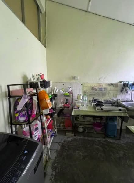 1-storey Terraced House for Rent in SS5 (Petaling Jaya) - Joanne Diong - Kitchen - PropertyGuru.com.my