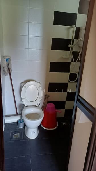 Apartment for Rent at Kayangan Puri Mutiara (KPM) - Ryan Sim - Bathroom - PropertyGuru.com.my