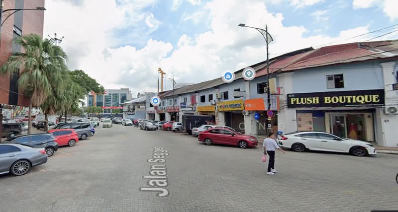 Shop for Rent in Johor Bahru (Johor) - Daniel Yong - Exterior - PropertyGuru.com.my
