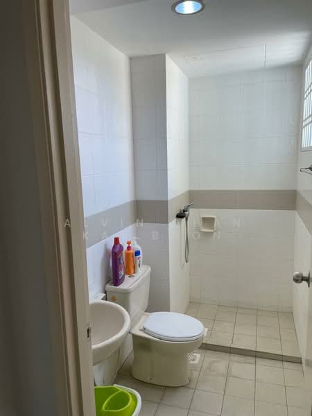 Kondominium untuk Disewa di Klebang 8 - Alvin Chan Kai Boon - Bathroom - PropertyGuru.com.my