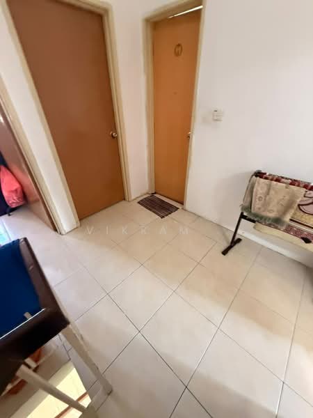 2-storey Terraced House for Sale in Bandar Country Homes (Rawang) - Vikram . - Corridor - PropertyGuru.com.my
