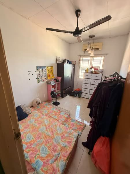 2-storey Terraced House for Sale in Bandar Country Homes (Rawang) - Vikram . - Bedroom - PropertyGuru.com.my