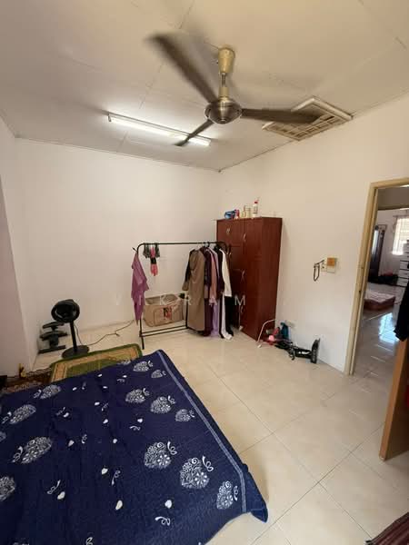 2-storey Terraced House for Sale in Bandar Country Homes (Rawang) - Vikram . - Bedroom - PropertyGuru.com.my