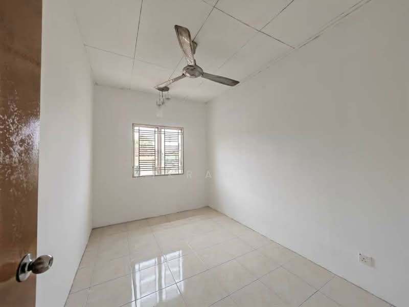 2-storey Terraced House for Sale in Bandar Country Homes (Rawang) - Vikram . - Interior - PropertyGuru.com.my