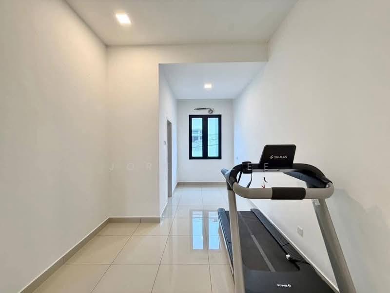 2-storey Terraced House for Sale in Bandar Putra (Kulai) - Joreen Lee - PropertyGuru.com.my
