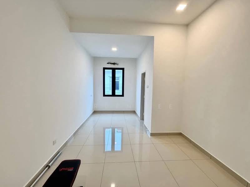 2-storey Terraced House for Sale in Bandar Putra (Kulai) - Joreen Lee - PropertyGuru.com.my