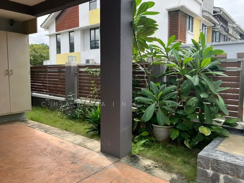 Rumah Berkembar untuk Disewa di Sutera Damansara (Damansara Damai) - Charmaine Wong - Exterior - PropertyGuru.com.my