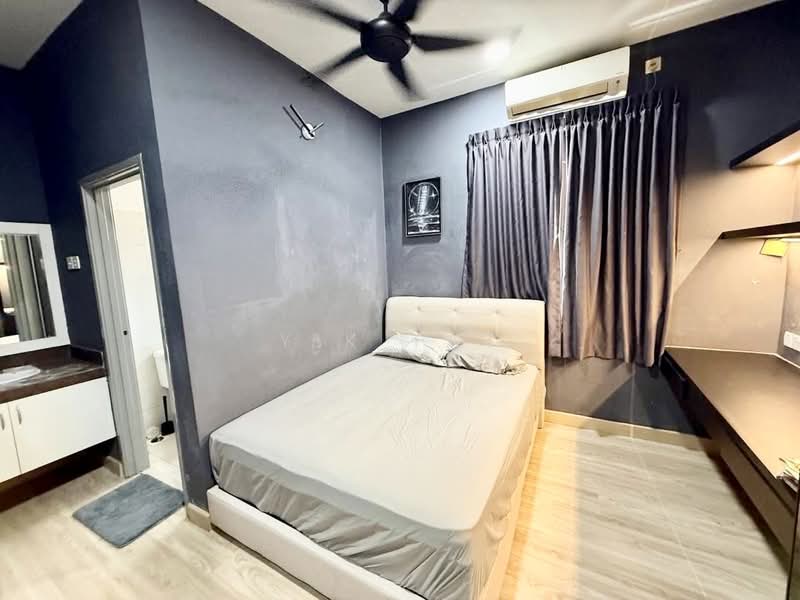 Cluster House for Sale in Austin Heights (Tebrau) - Yik Tat - PropertyGuru.com.my