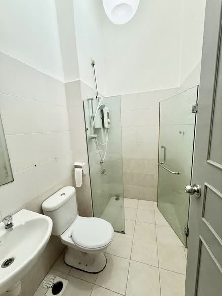 Cluster House for Sale in Austin Heights (Tebrau) - Yik Tat - PropertyGuru.com.my