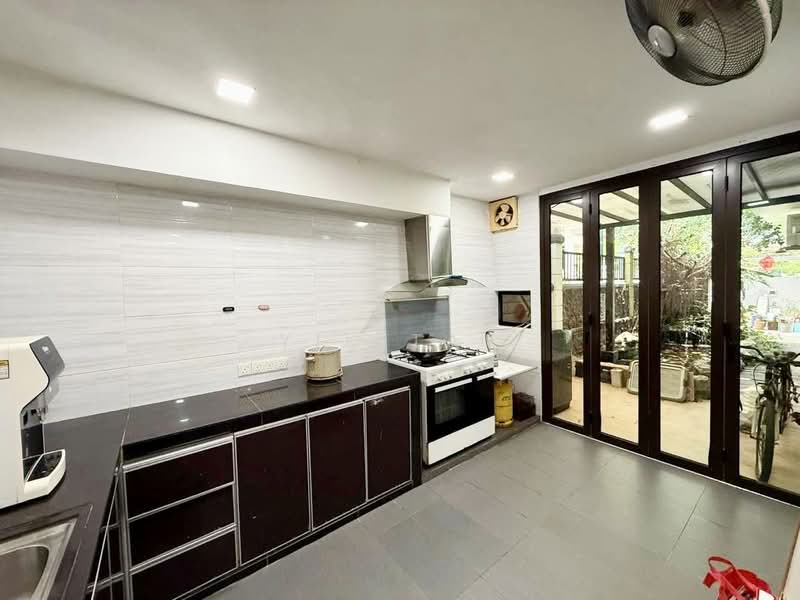 Cluster House for Sale in Austin Heights (Tebrau) - Yik Tat - PropertyGuru.com.my