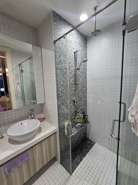 Kondominium untuk Disewa di Sixceylon - Gilbert Tay - Bathroom - PropertyGuru.com.my