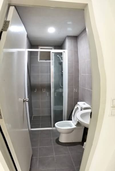 Service Residence for Rent at Savanna Executive Suite @ Southville City - Justin Tee - Bathroom - PropertyGuru.com.my