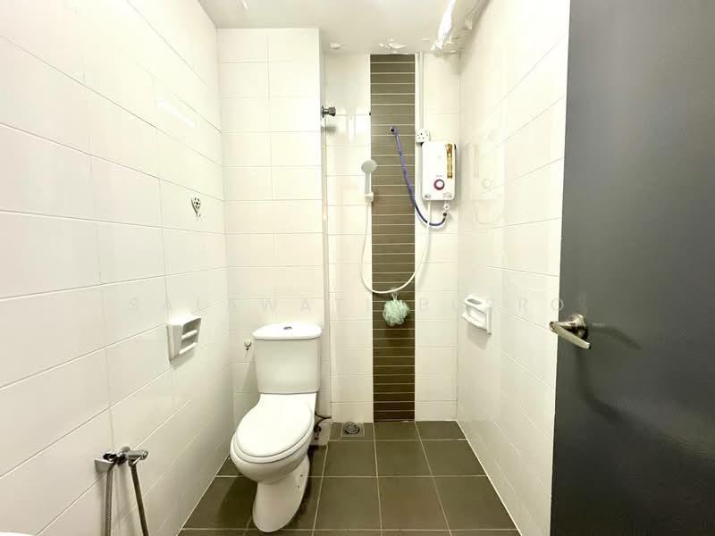 Terraced House for Sale in Alam Impian Ttdi (Shah Alam) - Salawati Busro - Bathroom - PropertyGuru.com.my
