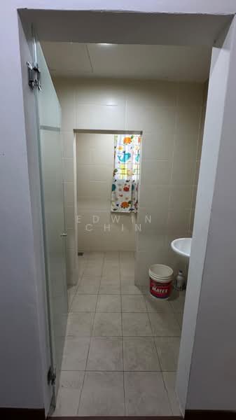 Rumah Teres 3 Tingkat untuk Dijual di Taman Bayu Aman (Butterworth) - Edwin Chin - Bathroom - PropertyGuru.com.my