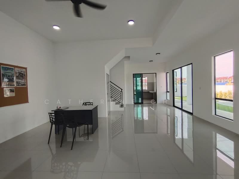 2-storey Terraced House for Sale in Ipoh (Perak) - Catherine Chin - Living Room - PropertyGuru.com.my