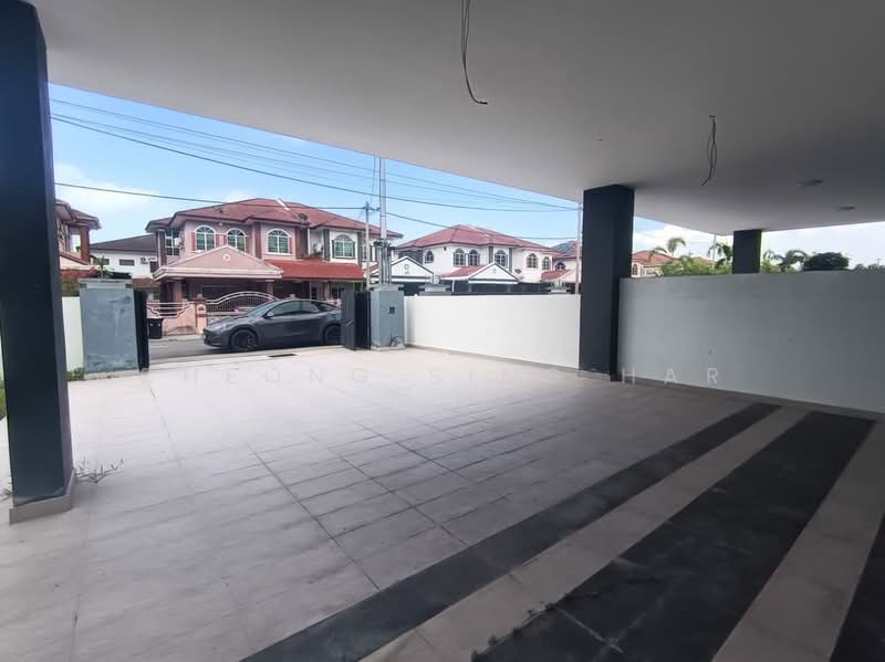 Semi-Detached House for Sale in Taman Mewah Aman (Sitiawan) - Cheong Sing Har - Exterior - PropertyGuru.com.my