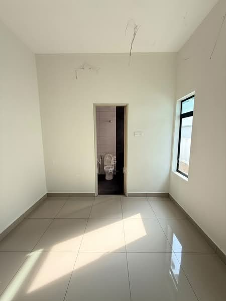 Rumah Berkembar untuk Dijual di Taman Mewah Aman (Sitiawan) - Cheong Sing Har - Interior - PropertyGuru.com.my