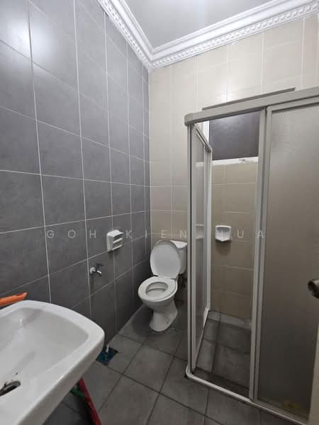 Rumah Teres 3 Tingkat untuk Dijual di Shah Alam (Selangor) - Goh Kien Hua - Bathroom - PropertyGuru.com.my