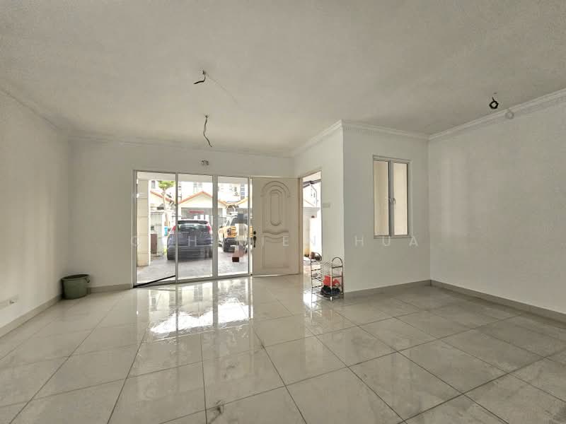 Rumah Teres 3 Tingkat untuk Dijual di Shah Alam (Selangor) - Goh Kien Hua - Entrance - PropertyGuru.com.my