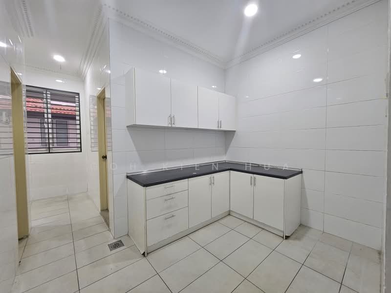 Rumah Teres 3 Tingkat untuk Dijual di Shah Alam (Selangor) - Goh Kien Hua - Kitchen - PropertyGuru.com.my
