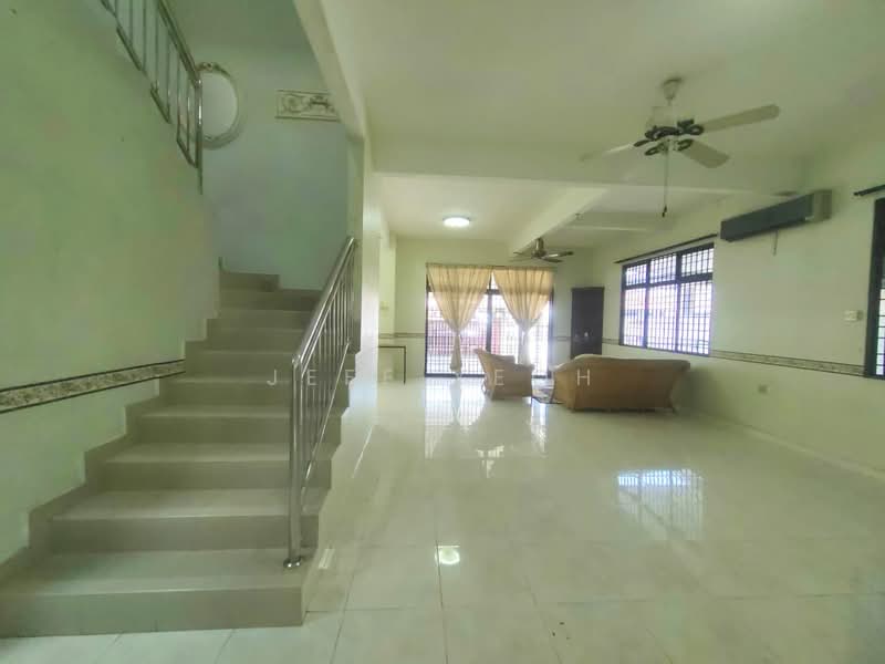 Semi-Detached House for Sale in Taman Lorong Shariff (Alor Setar) - Jeff Yeoh - Living Room - PropertyGuru.com.my