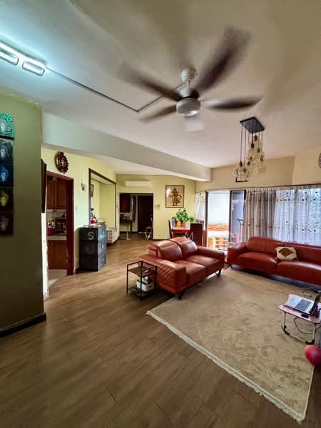 Kondominium untuk Dijual di Bangsar Heights - Selvam . - Living Room - PropertyGuru.com.my