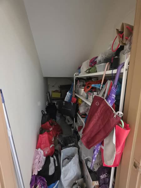 Rumah Teres 2 Tingkat untuk Dijual di Taman Setia Indah (Tebrau) - Betty Ng - PropertyGuru.com.my