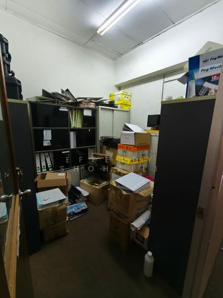 Shop for Sale in Bandar Sri Damansara (Selangor) - Effendy Shohaili - Interior - PropertyGuru.com.my