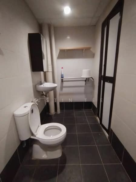 Service Residence for Rent at Amara - Justin Tee - Bathroom - PropertyGuru.com.my