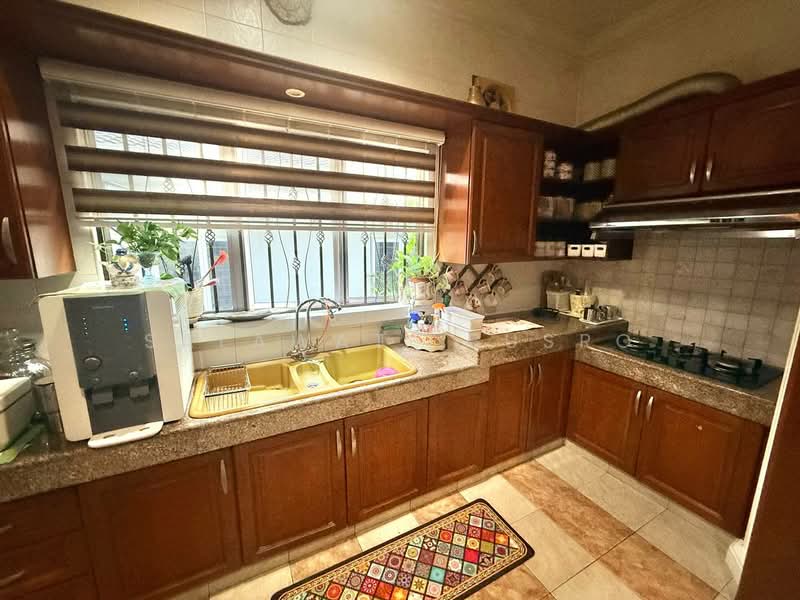 Rumah Teres 2.5 Tingkat untuk Dijual di Seksyen 7 (Shah Alam) - Salawati Busro - Kitchen - PropertyGuru.com.my