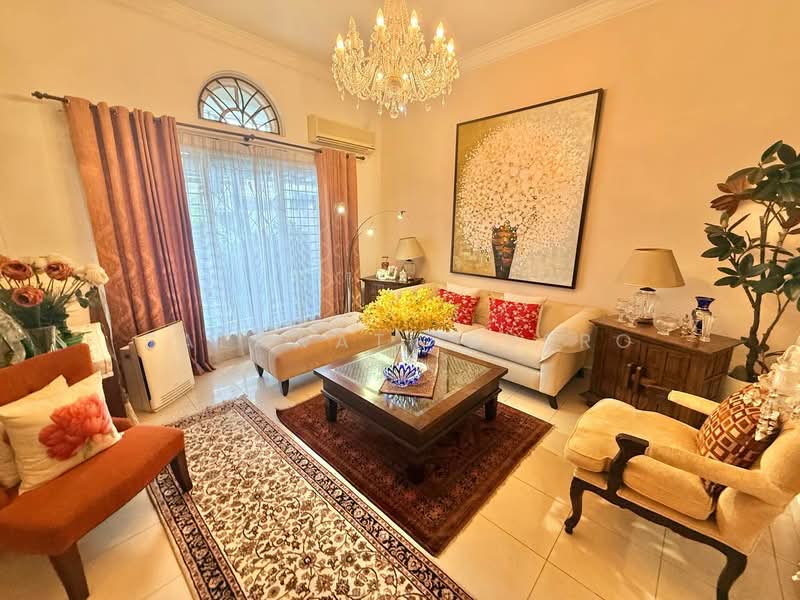 Rumah Teres 2.5 Tingkat untuk Dijual di Seksyen 7 (Shah Alam) - Salawati Busro - Living Room - PropertyGuru.com.my