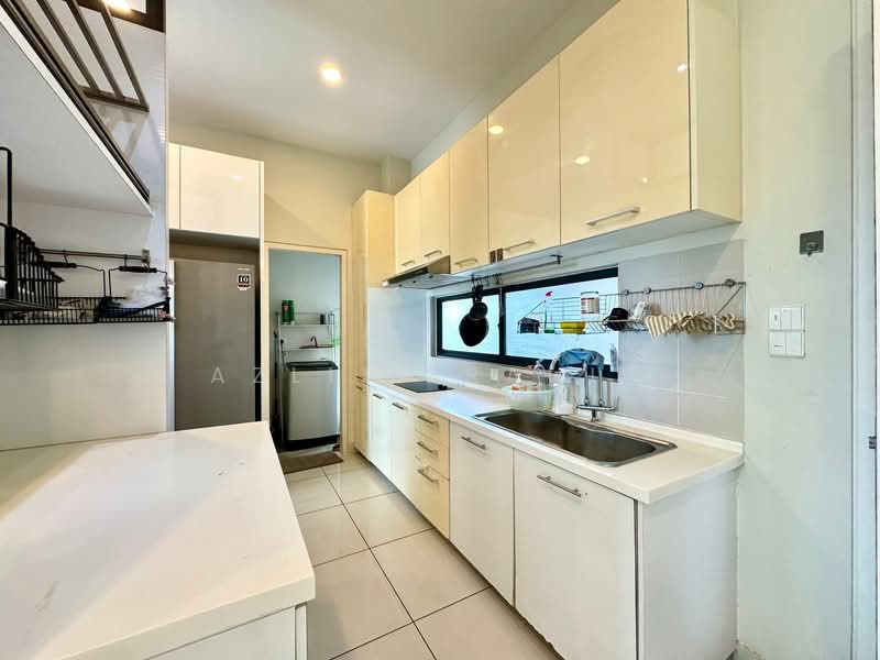 Condominium for Sale at Mirage By The Lake - Azli Ibrahim - Kitchen - PropertyGuru.com.my