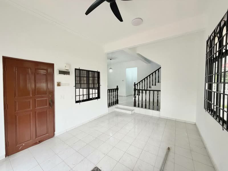 Rumah Teres 2 Tingkat untuk Dijual di Taman Johor Jaya (Johor Bahru) - Nico Chong - Living Room - PropertyGuru.com.my