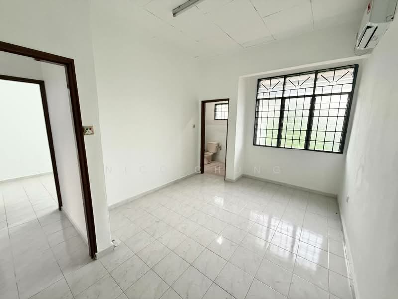 Rumah Teres 2 Tingkat untuk Dijual di Taman Johor Jaya (Johor Bahru) - Nico Chong - Interior - PropertyGuru.com.my